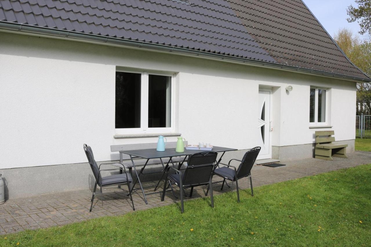 Kleines Haus Am Feld Villa Rehna Екстериор снимка